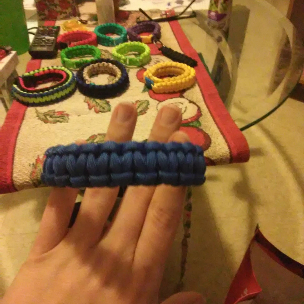 Parachute bracelets - Picture 6 of 16